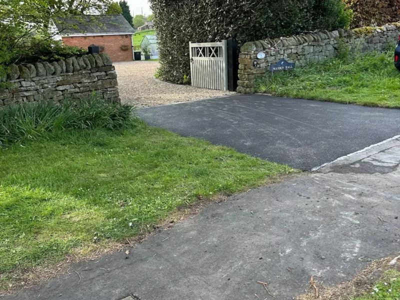 Finished tarmac driveway entrance